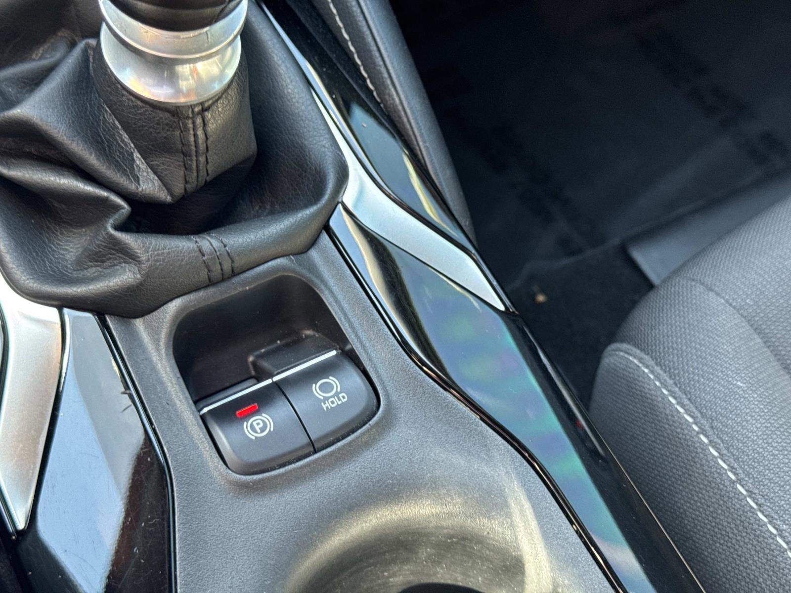 Used 2021 Toyota Corolla SE w/ Protection Package (TMS) image 23