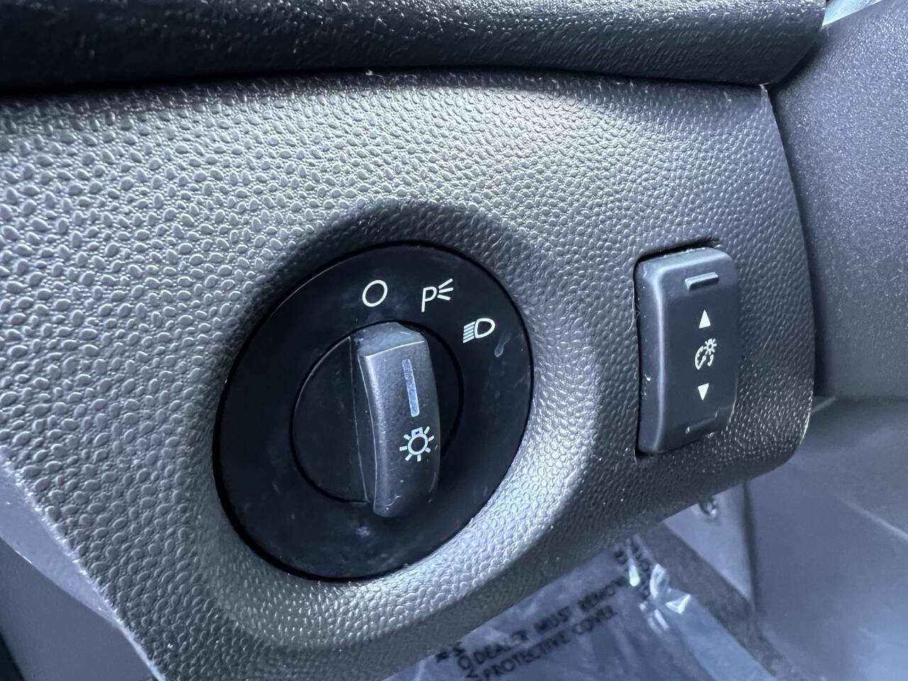 Used 2012 Ford Fiesta SE image 21