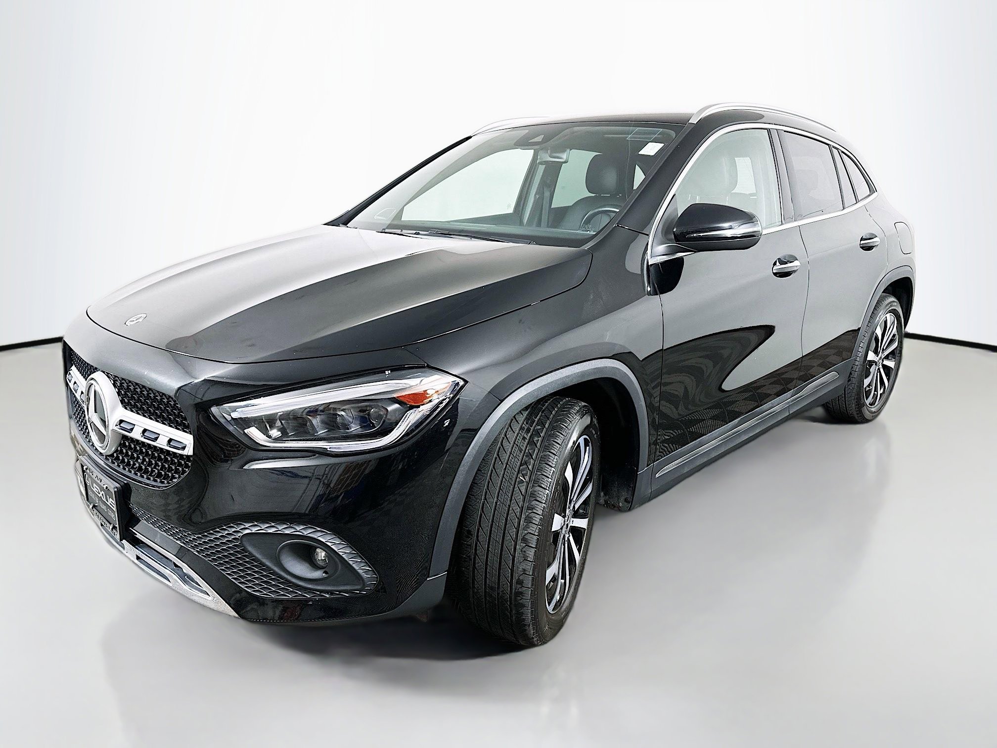 Used 2021 Mercedes-Benz GLA 250 4MATIC image 3