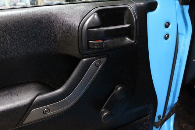 Used 2018 Jeep Wrangler Unlimited Sport image 16