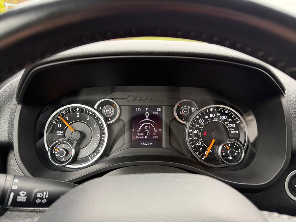 Used 2021 RAM 1500 Big Horn image 16