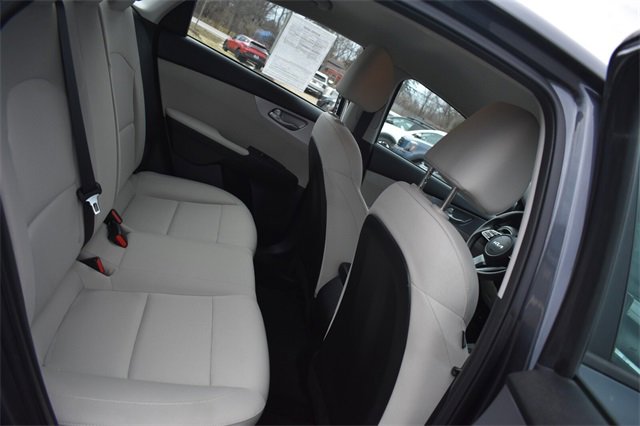 Certified 2022 Kia Forte LXS w/ LXS Technology Package image 13