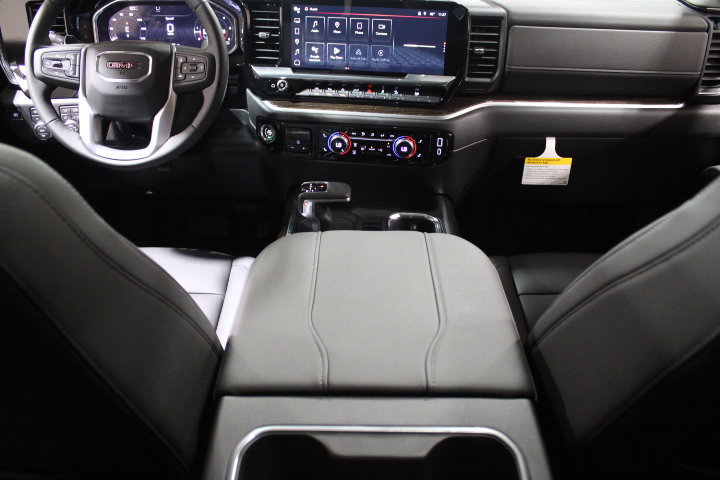 New 2026 GMC Sierra 1500 Elevation w/ Elevation Premium Package AWD/4WD image 33