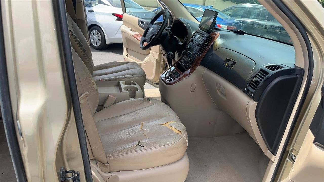 Used 2007 Hyundai Entourage GLS FWD image 18
