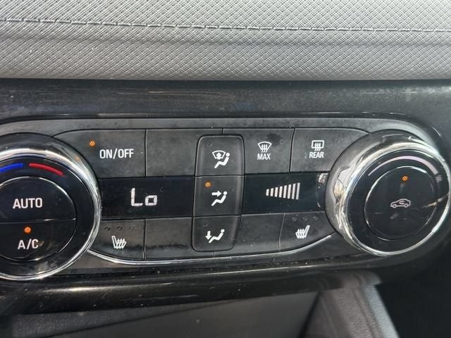 Used 2024 Chevrolet TrailBlazer LT w/ Convenience Package AWD/4WD image 17