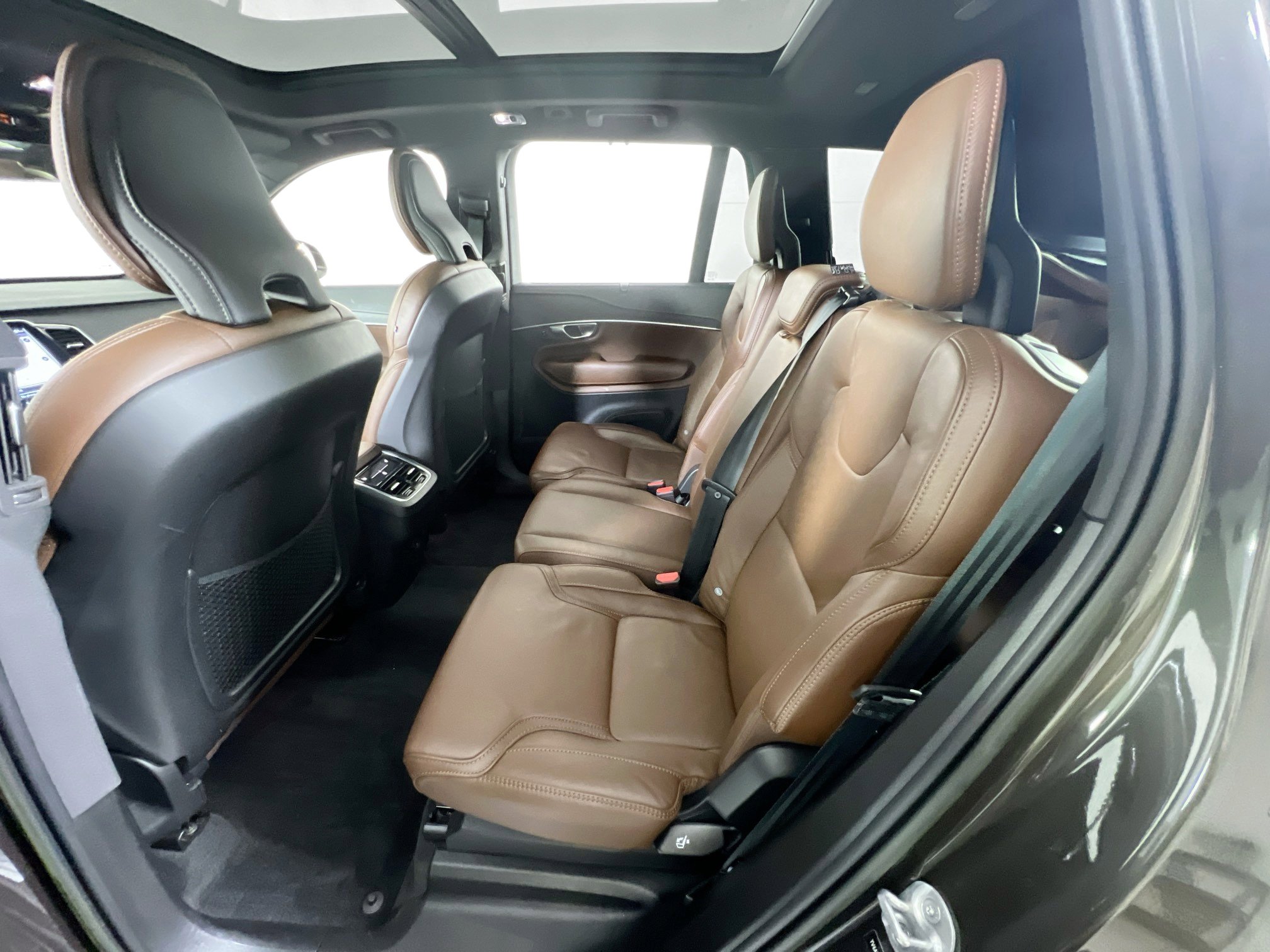 Used 2022 Volvo XC90 T6 Inscription w/ Advanced Package image 25