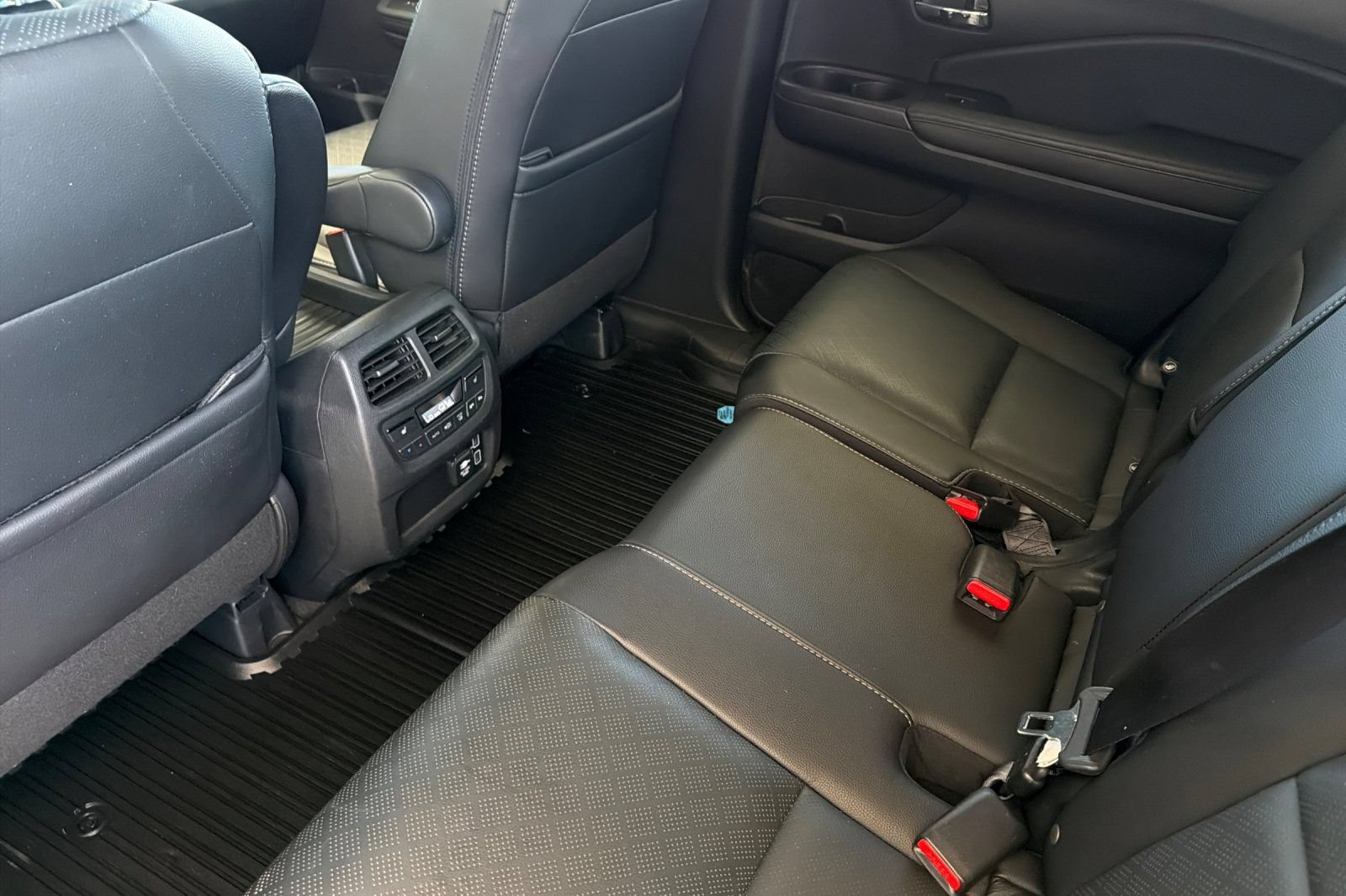 Used 2021 Honda Passport Touring image 13