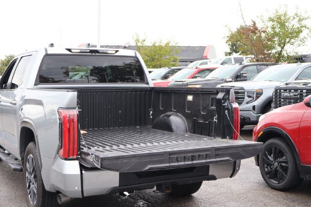 Used 2025 Toyota Tundra Limited AWD/4WD image 7