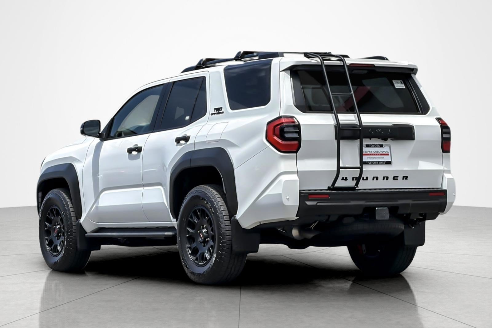 Used 2025 Toyota 4Runner TRD Off-Road Premium AWD/4WD image 3