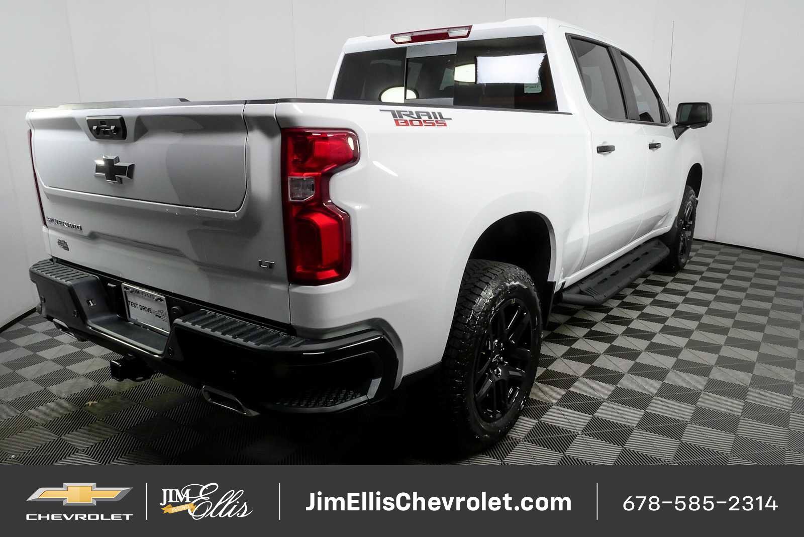 New 2026 Chevrolet Silverado 1500 LT Trail Boss w/ LT Trail Boss Premium Package AWD/4WD image 3