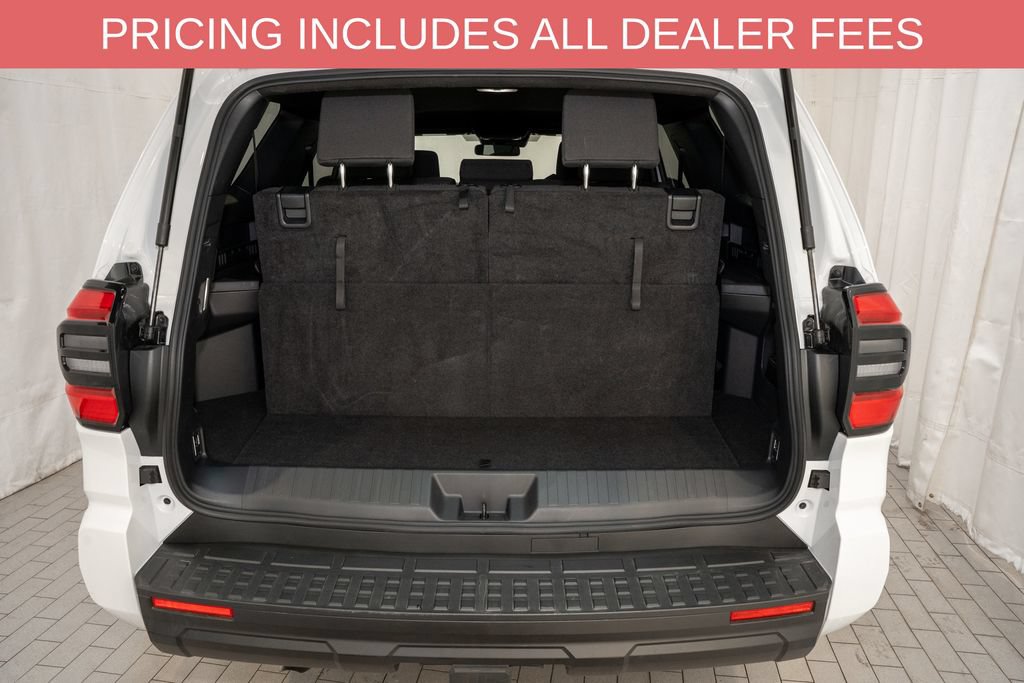 Used 2026 Toyota 4Runner SR5 RWD image 5