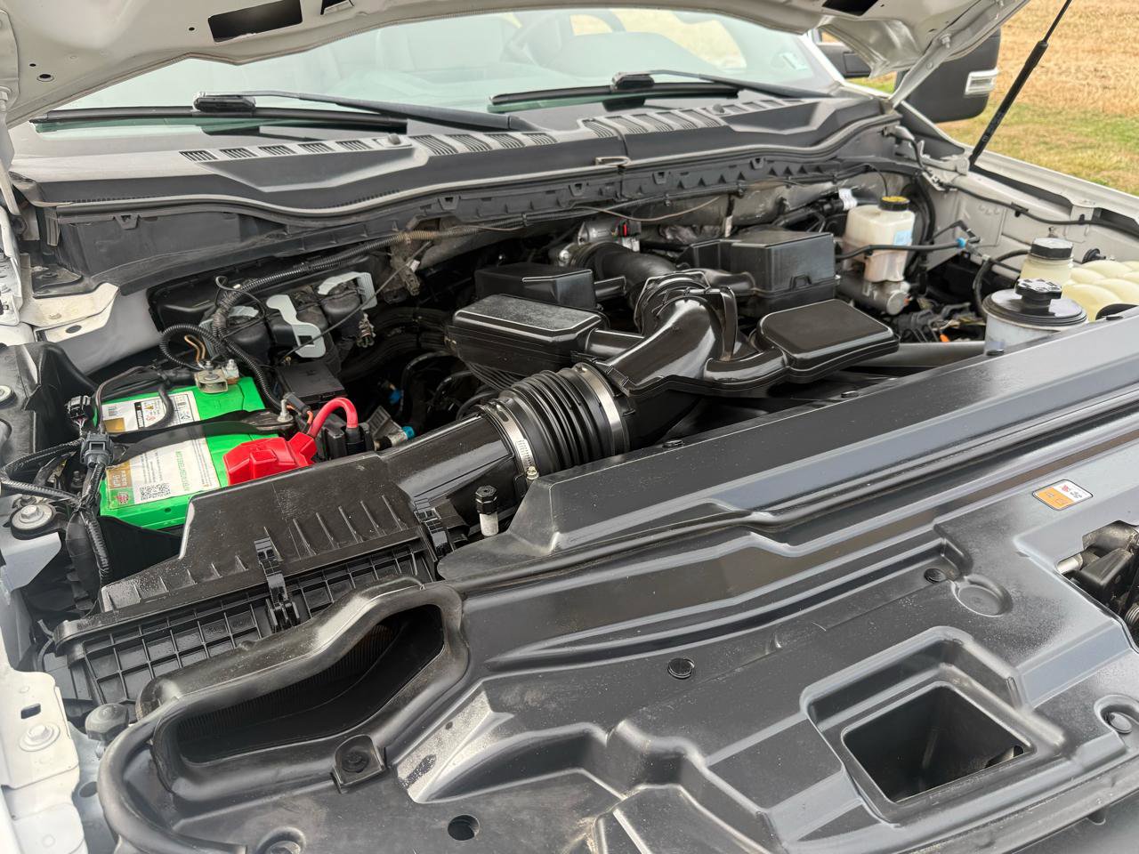 Used 2022 Ford F250 XL w/ Power Equipment Group image 9