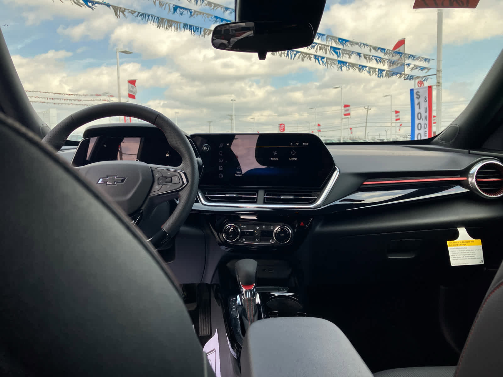 New 2026 Chevrolet Trax RS w/ Sunroof Package image 36