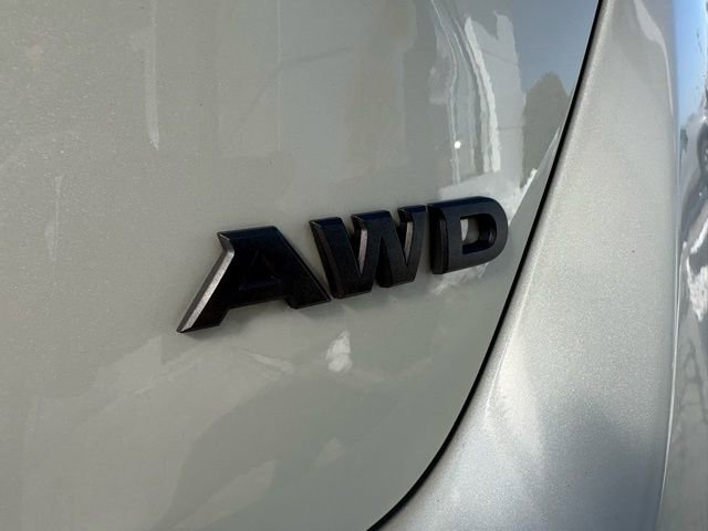 Used 2025 Nissan Altima 2.5 SR image 16