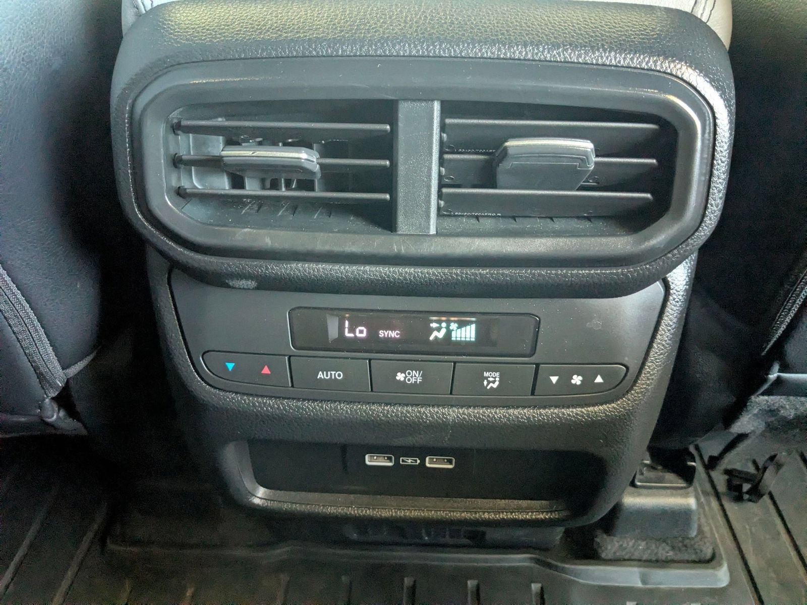 Used 2023 Honda Pilot EX-L image 21