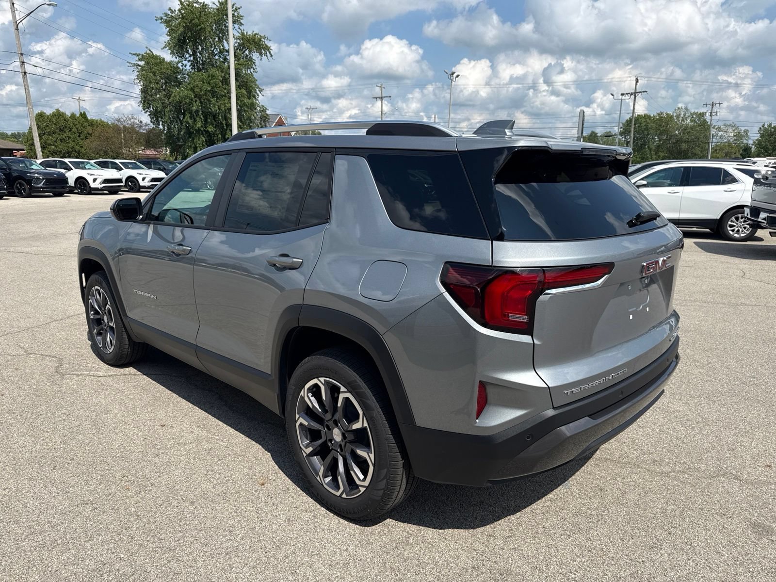 New 2027 GMC Terrain Elevation w/ Elevation Premium Package AWD/4WD image 6