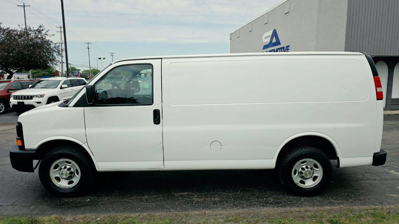 Used 2014 Chevrolet Express 2500 RWD image 3