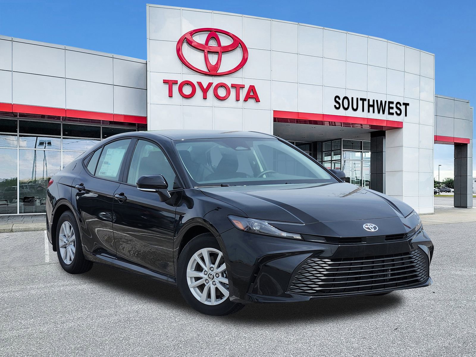 New 2026 Toyota Camry LE w/ Convenience Package