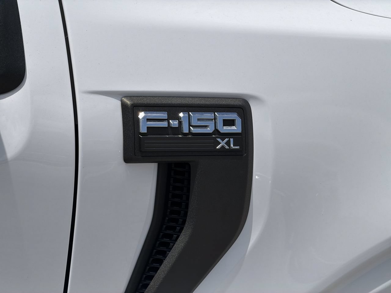 Used 2021 Ford F150 XL w/ XL Power Equipment Group RWD image 9