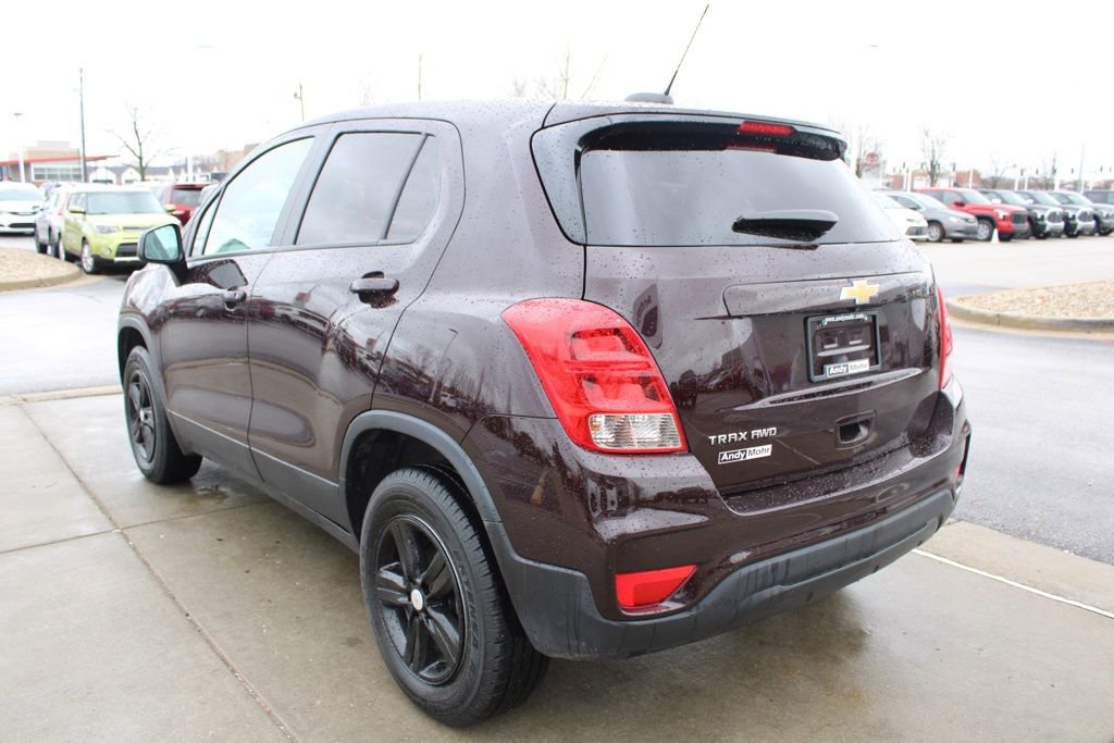 Used 2021 Chevrolet Trax LS w/ Tint and Cruise Package image 5