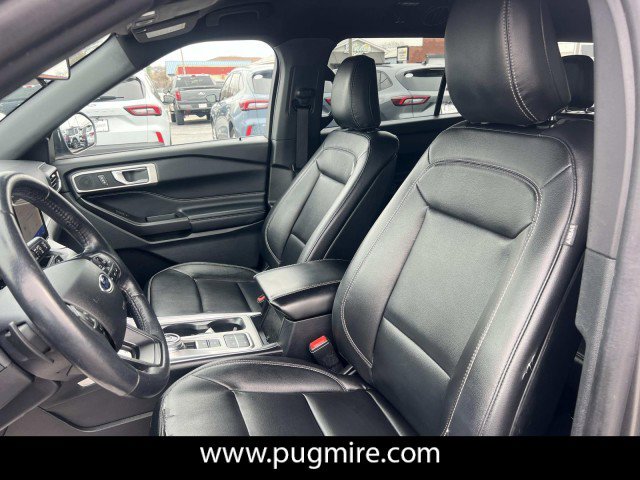 Used 2020 Ford Explorer XLT w/ Equipment Group 202A image 9