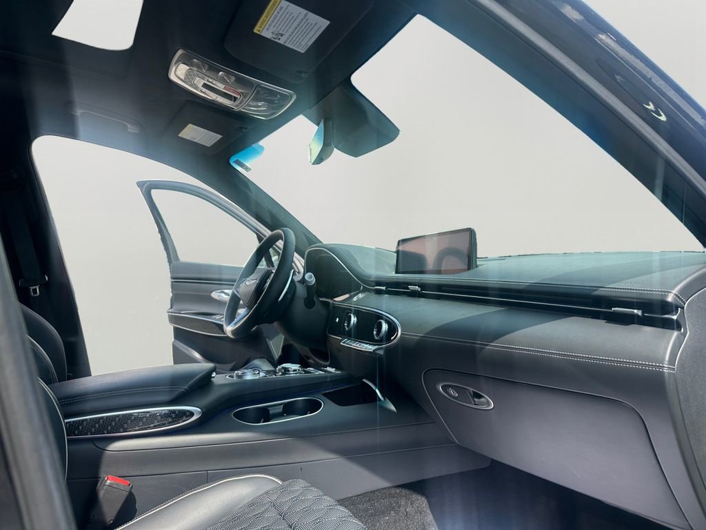 Used 2023 Genesis GV70 3.5T Sport w/ Sport Prestige Package image 11