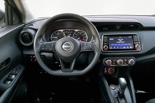 Used 2024 Nissan Kicks S image 8