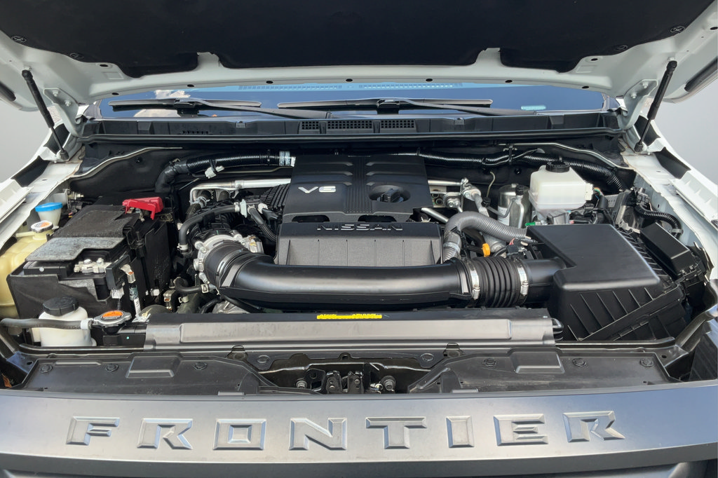 Used 2023 Nissan Frontier Pro-X w/ Tow Package RWD image 23