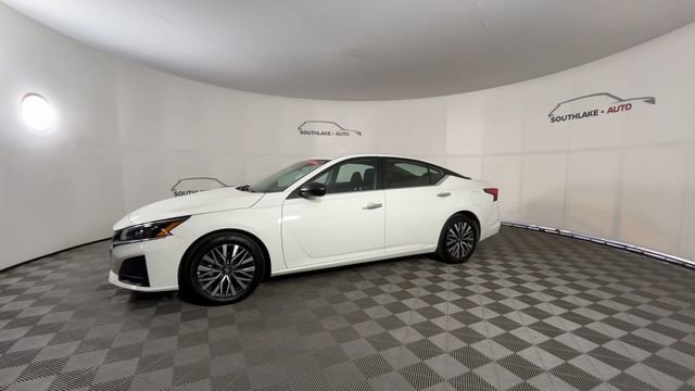 Certified 2025 Nissan Altima 2.5 SV image 4