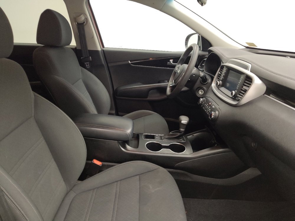 Used 2020 Kia Sorento LX image 21