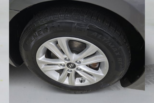 Used 2013 Hyundai Sonata GLS w/ Popular Equipment Pkg FWD image 19