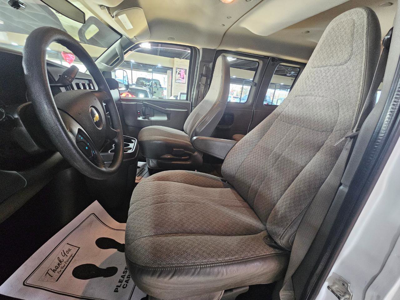 Used 2016 Chevrolet Express 3500 LT w/ LT Preferred Equipment Group image 21