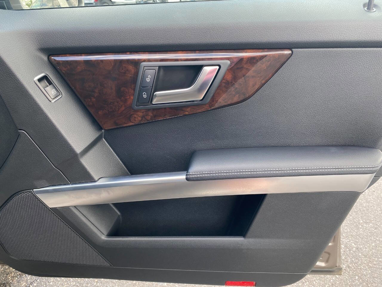 Used 2013 Mercedes-Benz GLK 350 4MATIC image 31