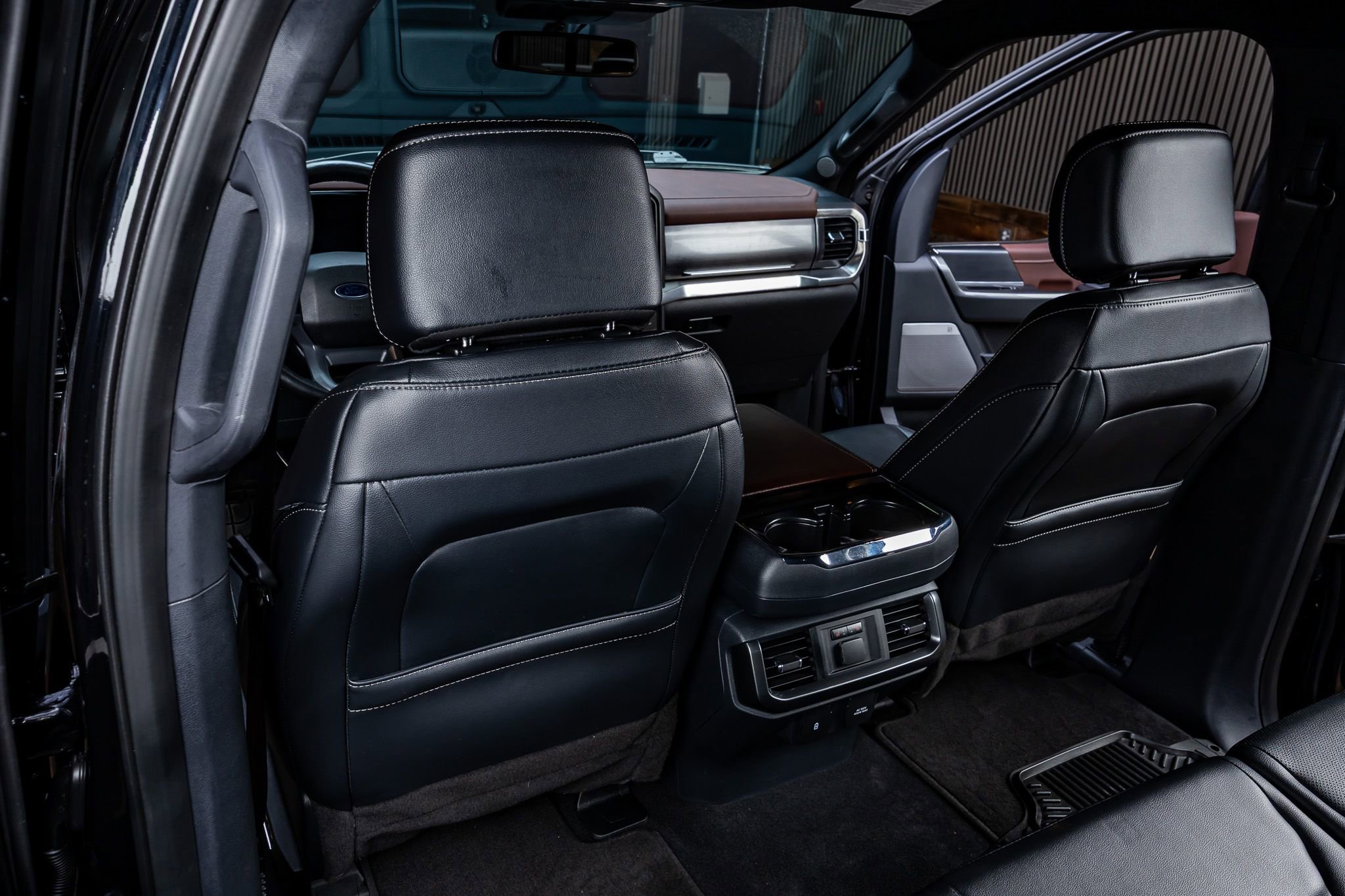 Used 2023 Ford F150 Lariat w/ Equipment Group 502A High image 33