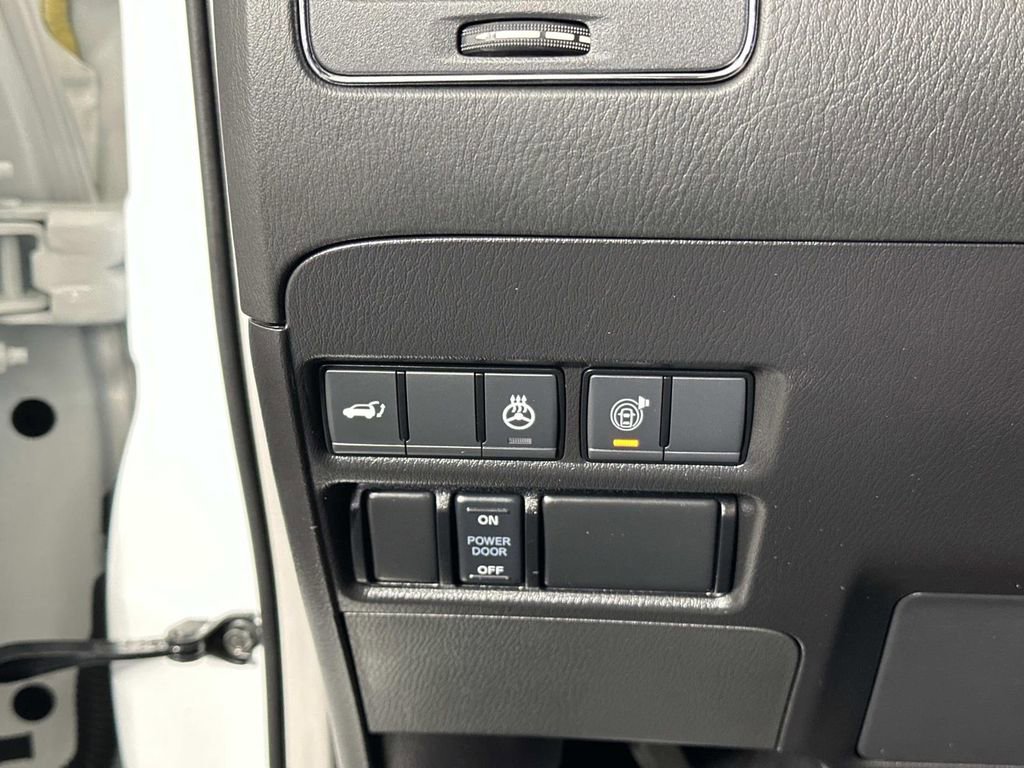 Used 2024 INFINITI QX80 Luxe image 18