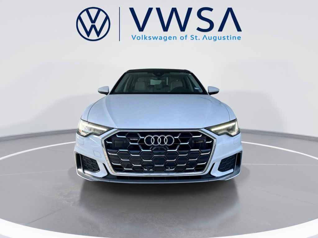 Used 2024 Audi A6 Premium Plus image 2