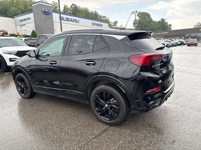 Used 2025 Buick Encore GX Sport Touring AWD/4WD image 3