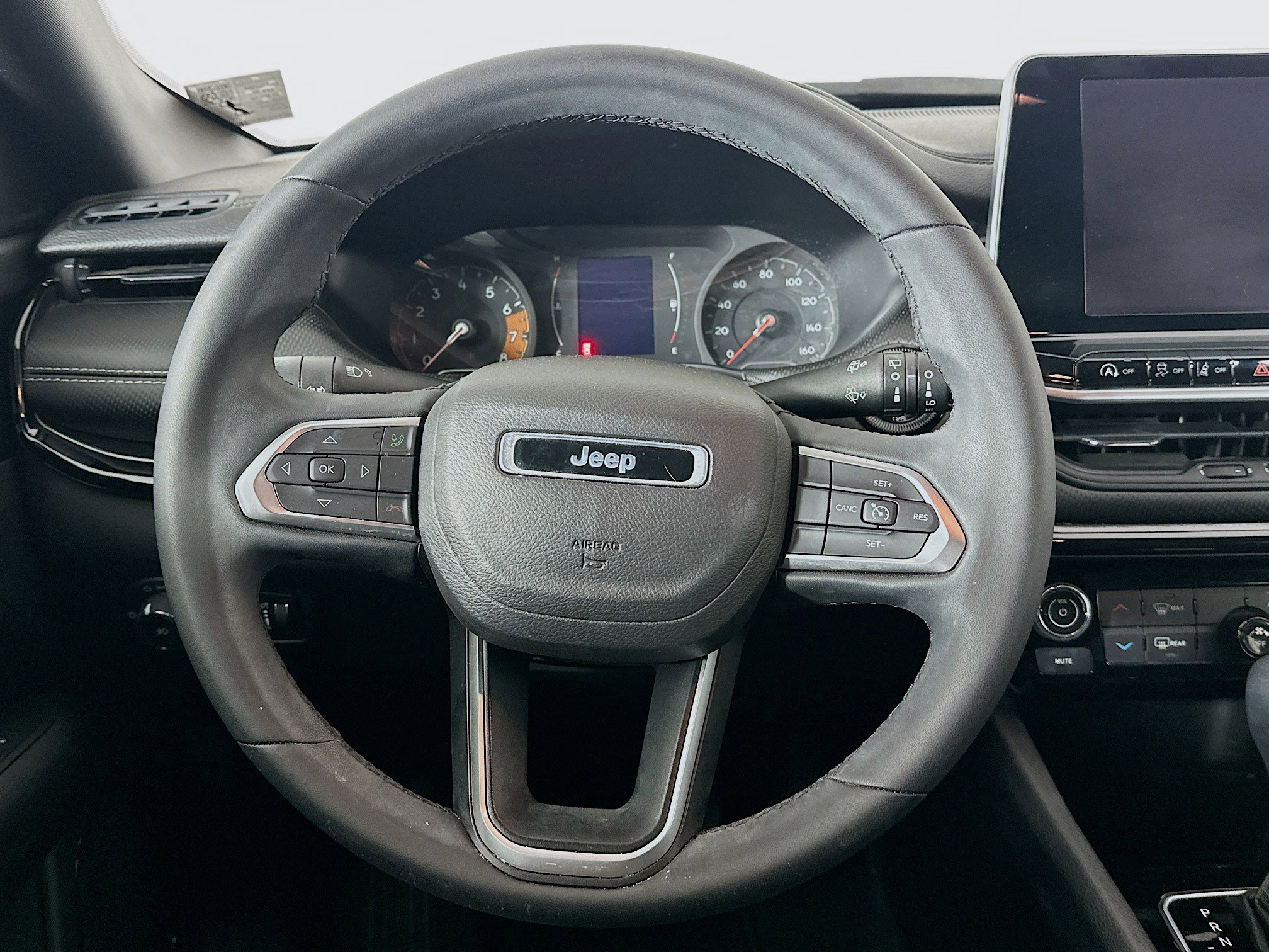 Used 2022 Jeep Compass Latitude FWD image 18