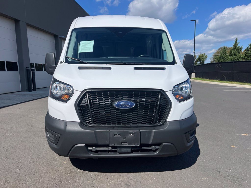 Used 2025 Ford Transit 250 148 Medium Roof RWD image 2