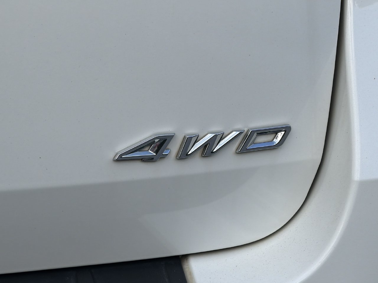 Used 2025 Ford Explorer ST-Line AWD/4WD image 25