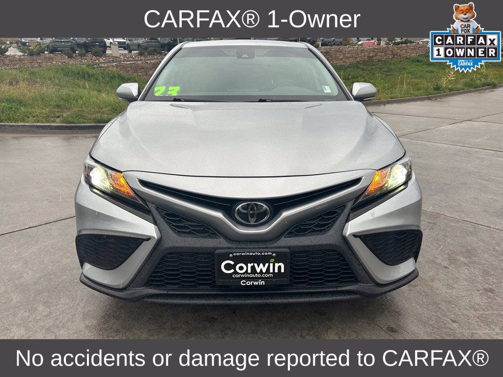 Used 2023 Toyota Camry SE AWD/4WD image 2