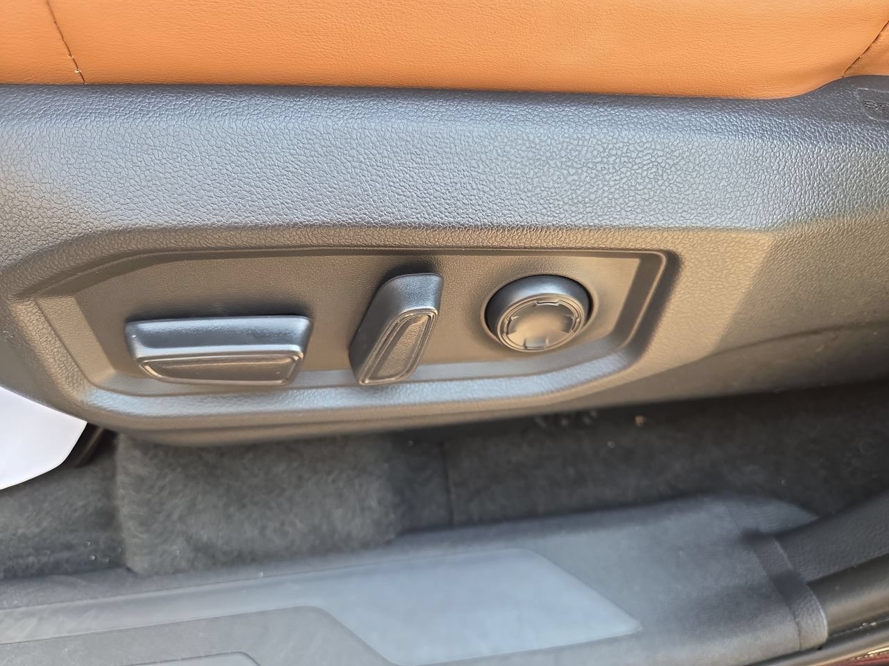 Used 2024 Toyota Tundra 1794 Edition AWD/4WD image 17