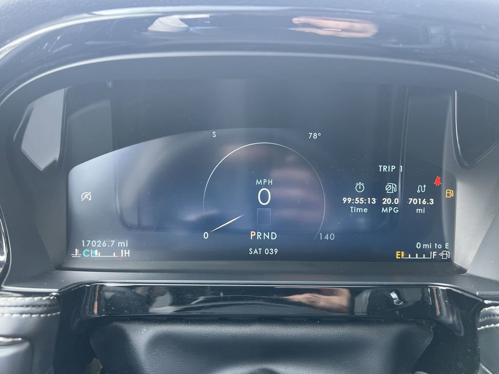 Used 2023 Lincoln Corsair AWD w/ Equipment Group 101A image 16