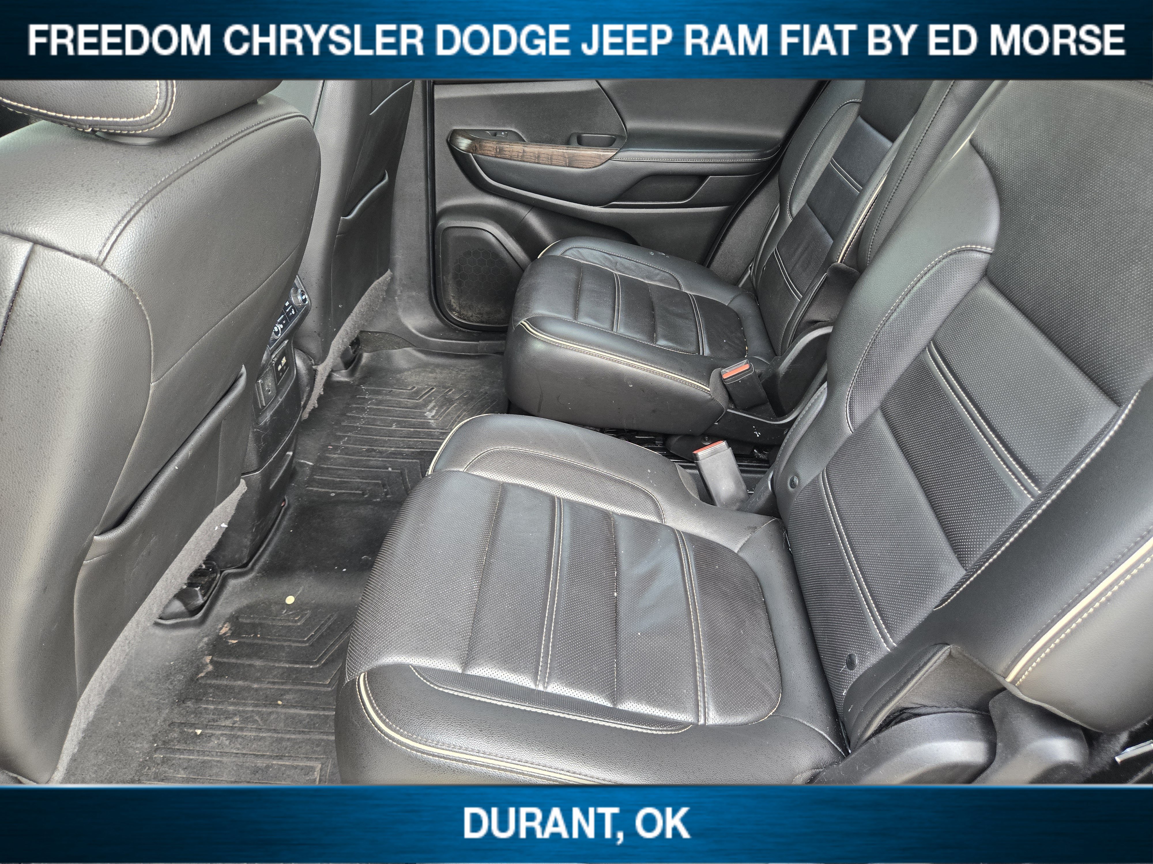 Used 2020 GMC Acadia Denali w/ Technology Package FWD image 21
