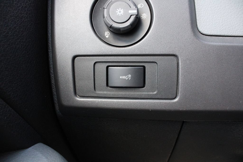 Used 2011 Ford F150 XLT AWD/4WD image 8