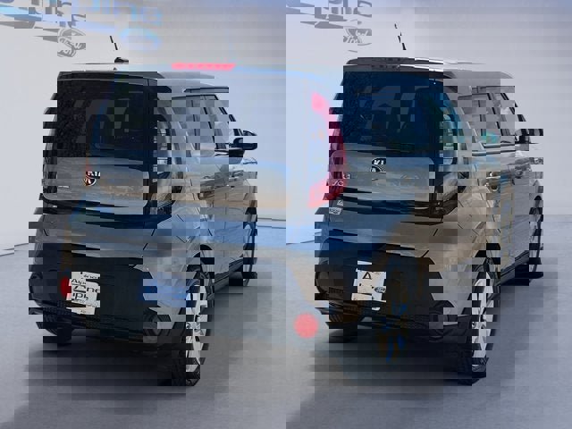 Used 2016 Kia Soul image 5