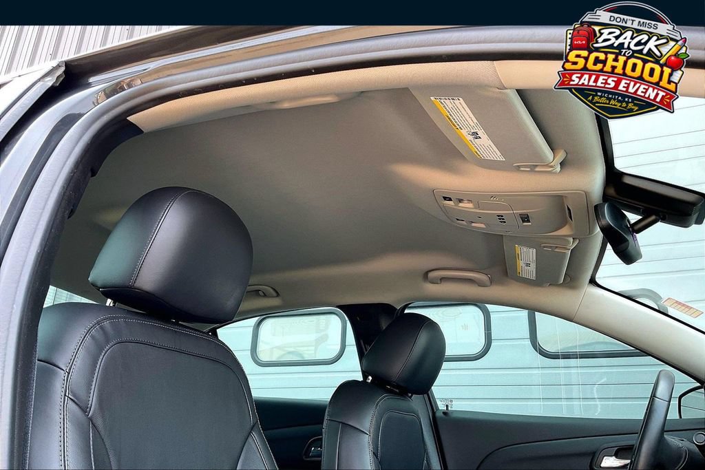Used 2014 Chevrolet Malibu LT FWD image 22