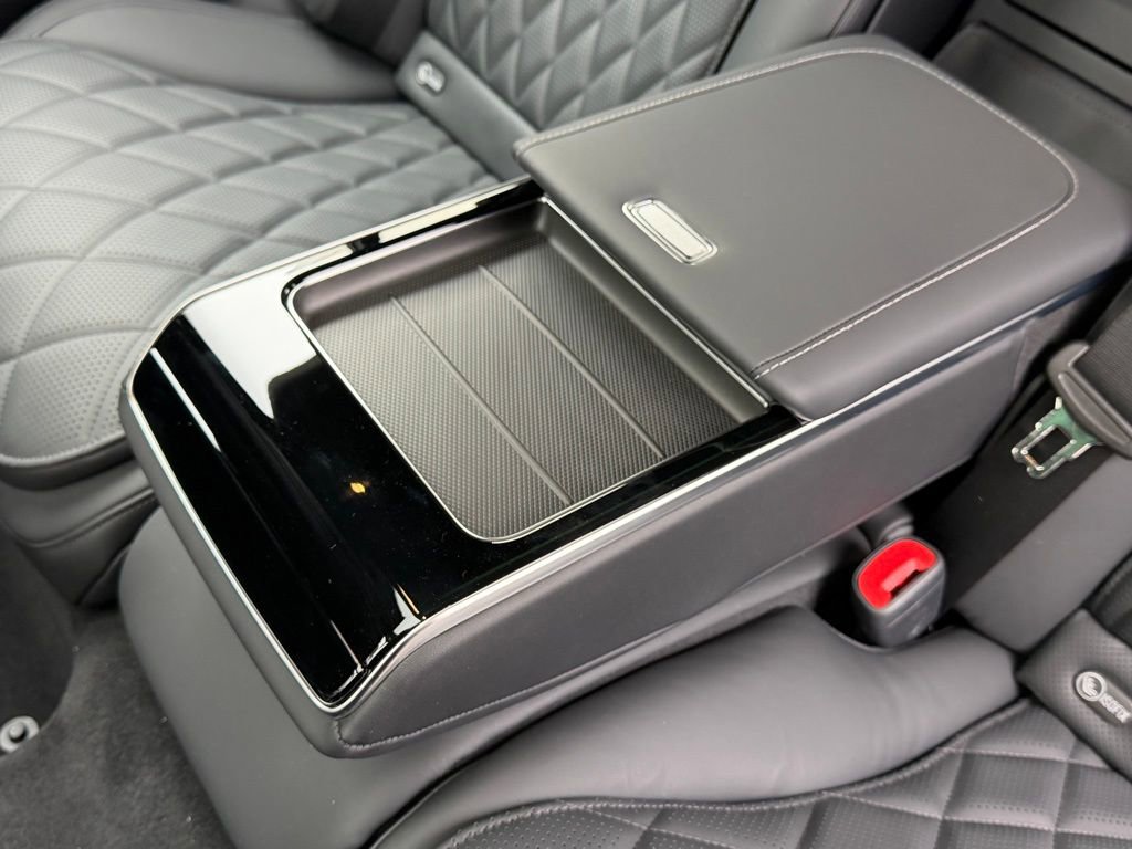 New 2026 Mercedes-Benz S 580 4MATIC Sedan image 34
