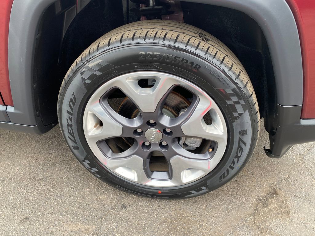 Used 2021 Jeep Compass Limited image 28