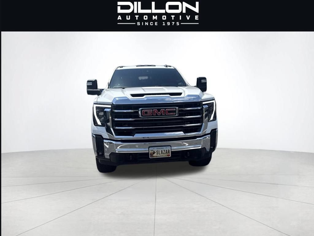 Used 2025 GMC Sierra 2500 SLE w/ SLE Value Package; AWD/4WD image 8